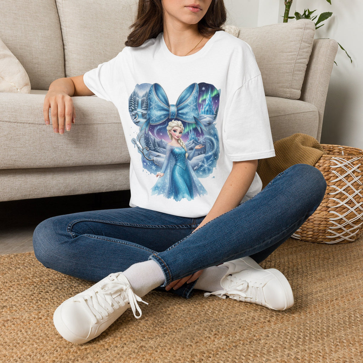 Disney Princess - Elsa's Frozen Ice Castle Vignette Unisex Graphic Tee